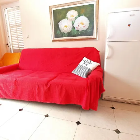 Vladimir 1262 Apartment *